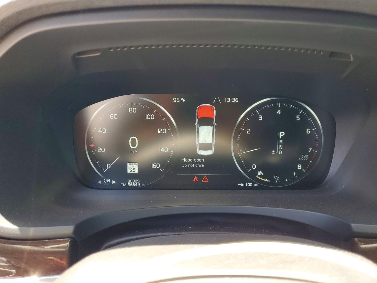 2019 VOLVO S90 Momentum