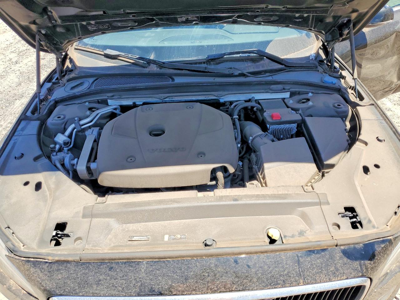 2019 VOLVO S90 Momentum