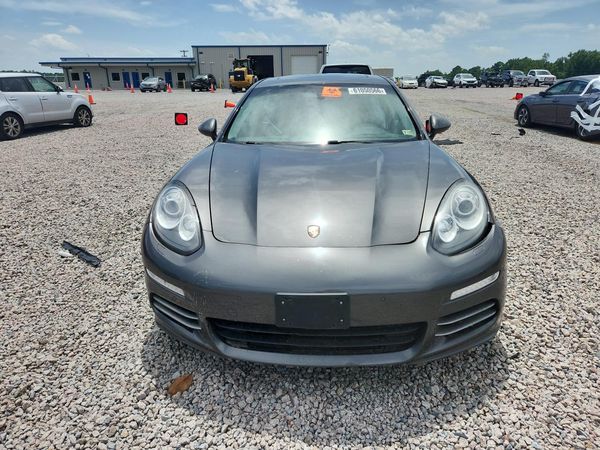 2014 PORSCHE PANAMERA S (2WD), 4S (4WD)
