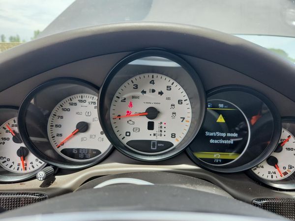 2014 PORSCHE PANAMERA S (2WD), 4S (4WD)