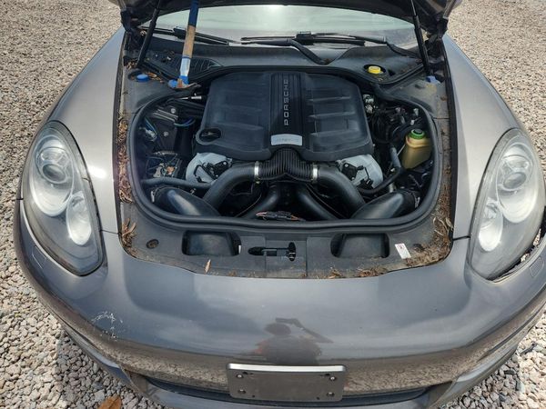 2014 PORSCHE PANAMERA S (2WD), 4S (4WD)