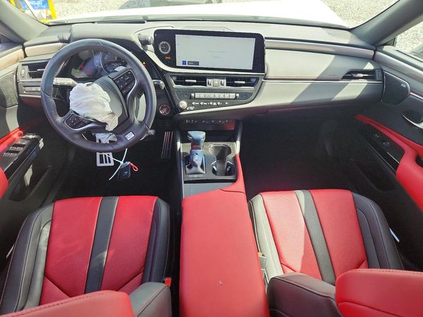 2024 LEXUS ES 350 F Sport Handling