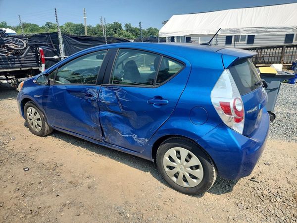 2014 TOYOTA PRIUS