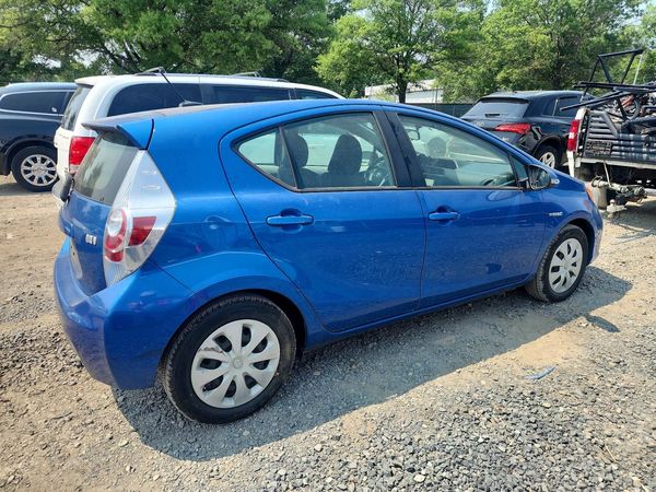 2014 TOYOTA PRIUS