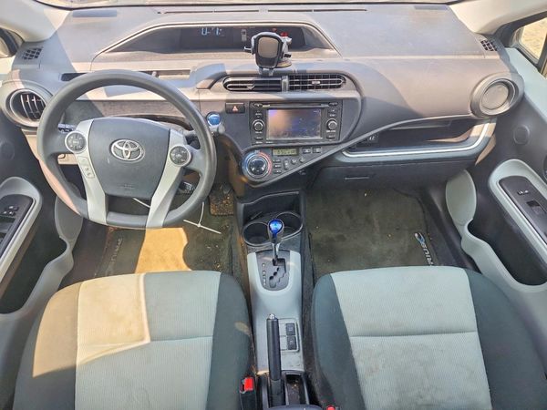 2014 TOYOTA PRIUS