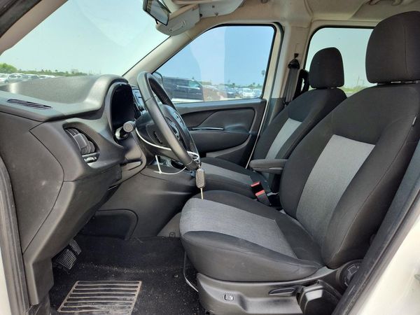 2019 RAM 1500 SLT