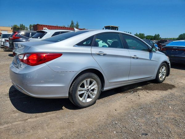 2013 HYUNDAI SONATA GLS/ GLS Popular