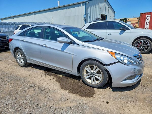 2013 HYUNDAI SONATA GLS/ GLS Popular