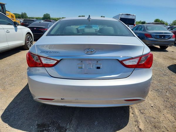 2013 HYUNDAI SONATA GLS/ GLS Popular