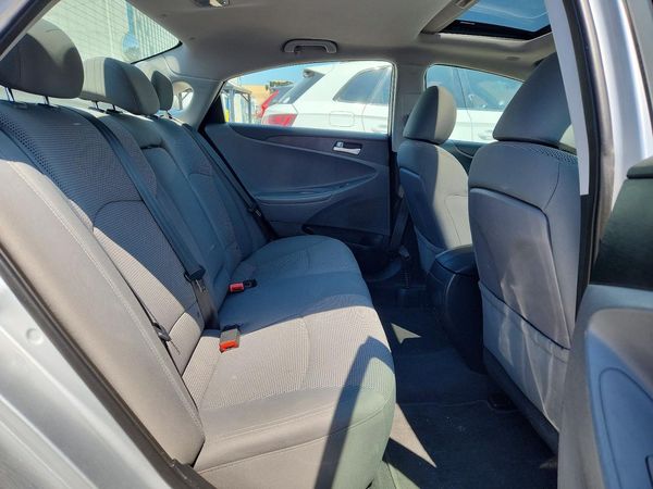 2013 HYUNDAI SONATA GLS/ GLS Popular