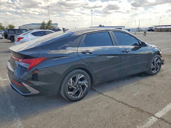 2024 HYUNDAI ELANTRA SEL w/ Convenience Pkg