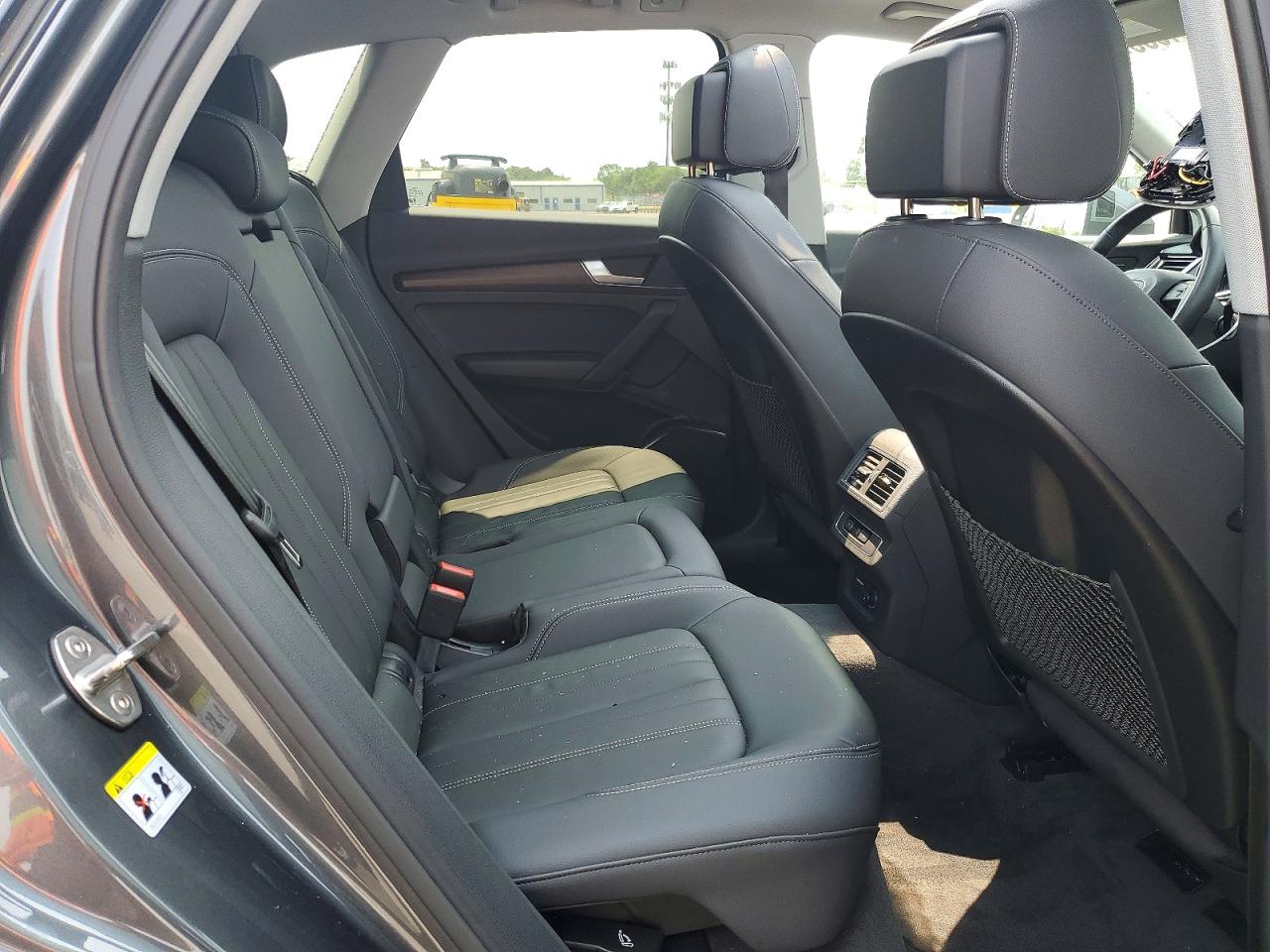 2023 AUDI Q5 S Line quattro Premium