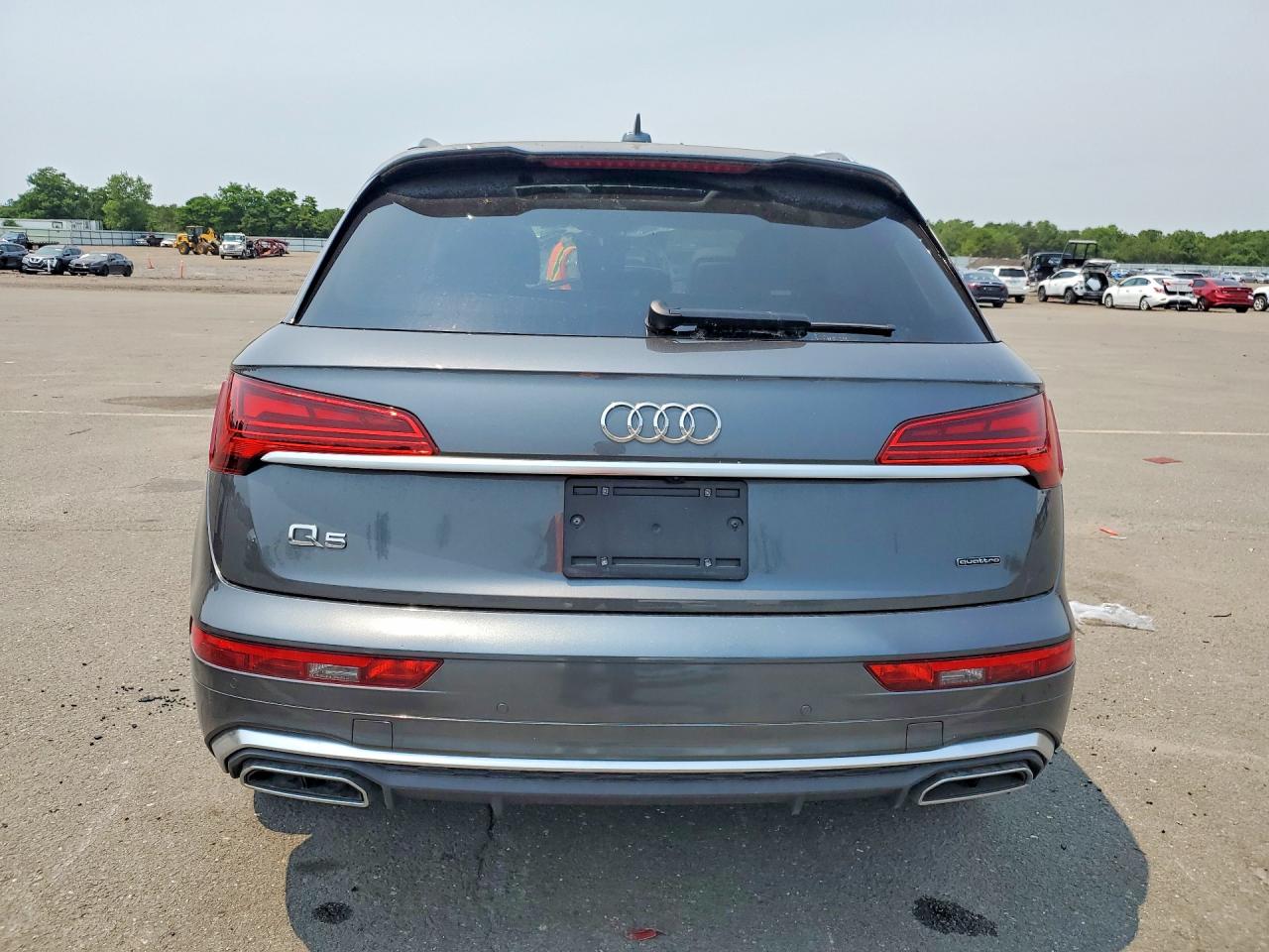 2023 AUDI Q5 S Line quattro Premium