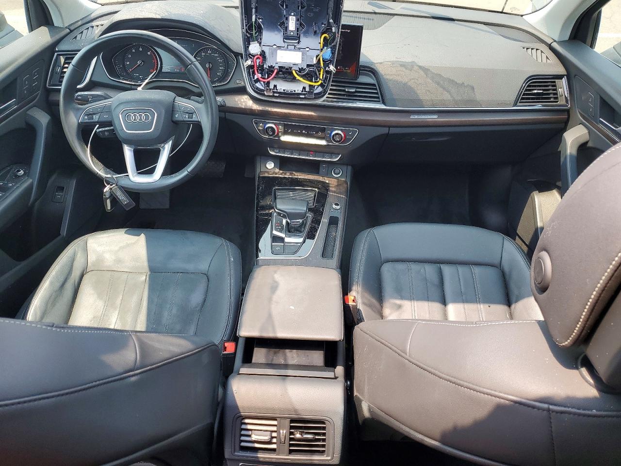 2023 AUDI Q5 S Line quattro Premium