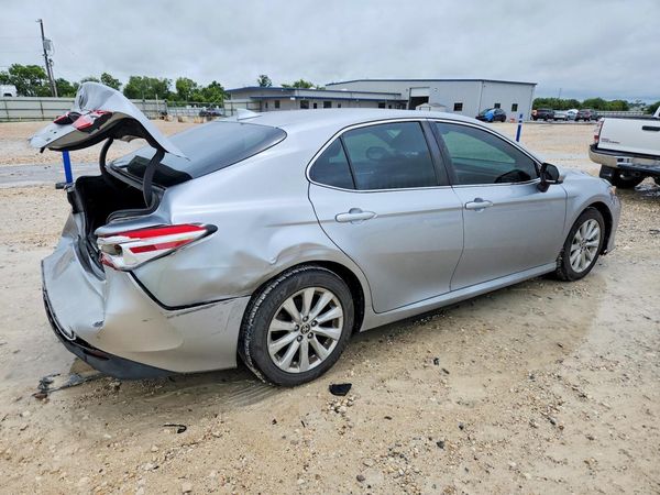 2020 TOYOTA CAMRY