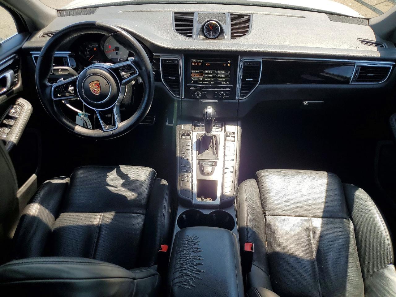 2015 PORSCHE MACAN