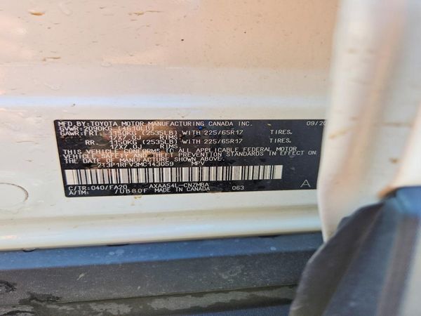 2021 TOYOTA RAV4 XLE
