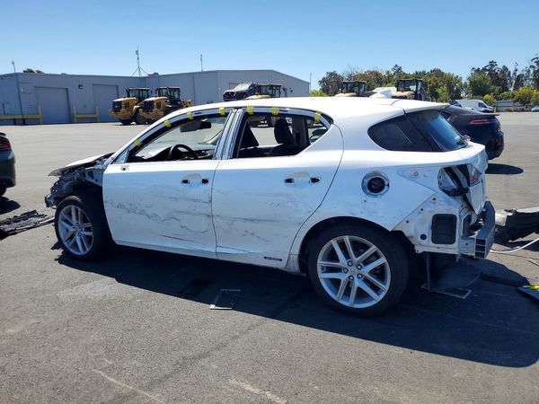 2016 LEXUS CT