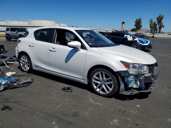 2016 LEXUS CT