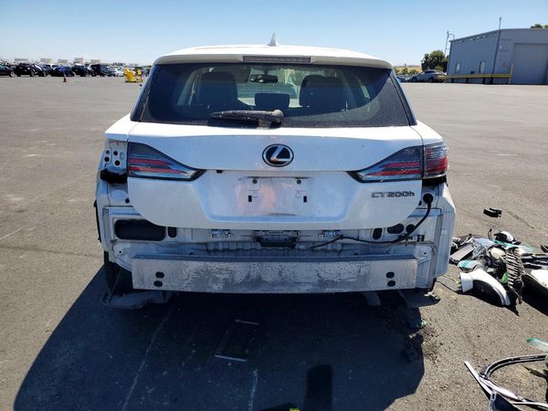 2016 LEXUS CT