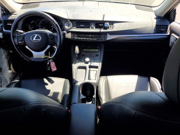 2016 LEXUS CT