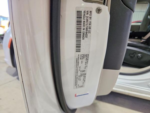 2022 CHRYSLER PACIFICA Touring L — VINS