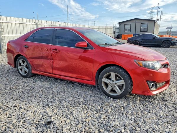 2012 TOYOTA CAMRY