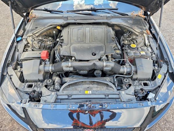 2017 JAGUAR XE Premium