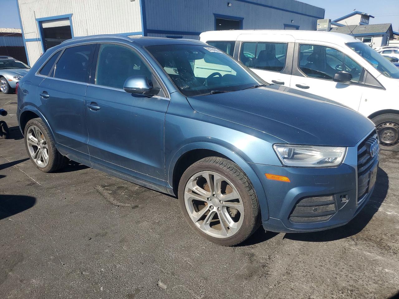 2016 AUDI Q3 quattro Premium Plus