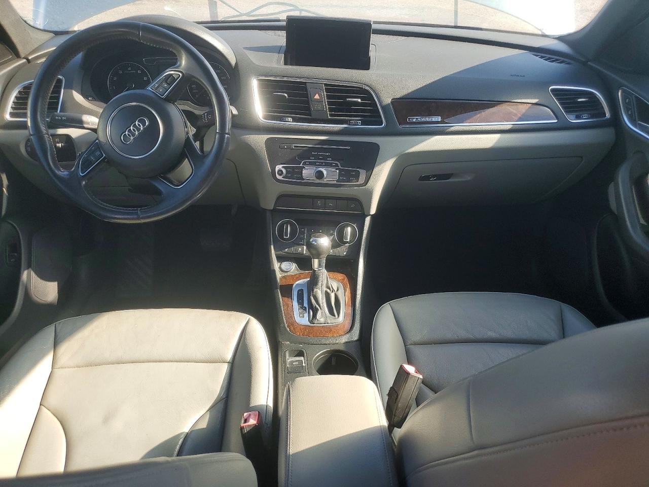 2016 AUDI Q3 quattro Premium Plus
