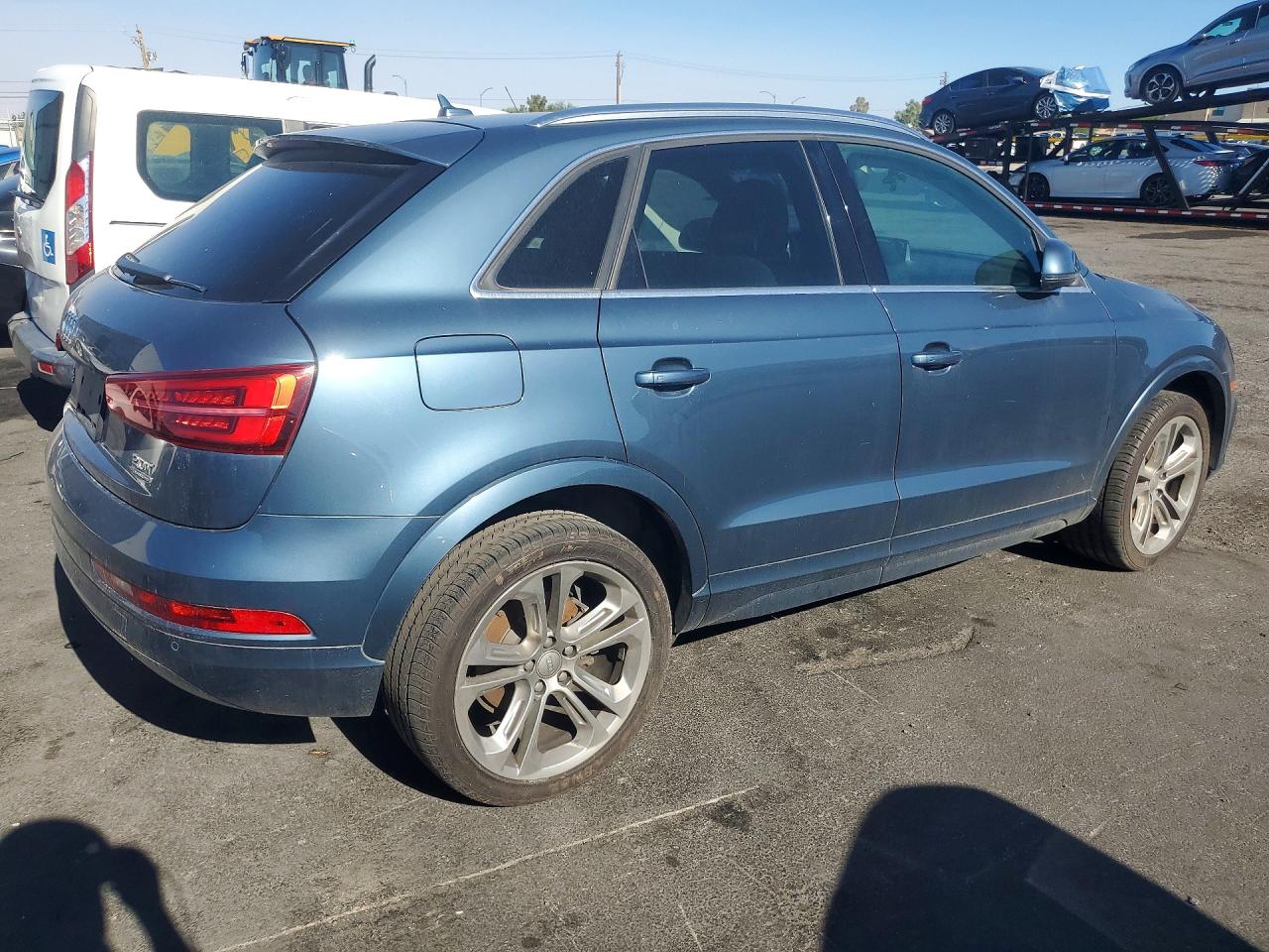 2016 AUDI Q3 quattro Premium Plus