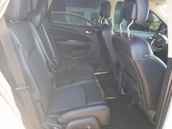 2019 DODGE JOURNEY Crossroad