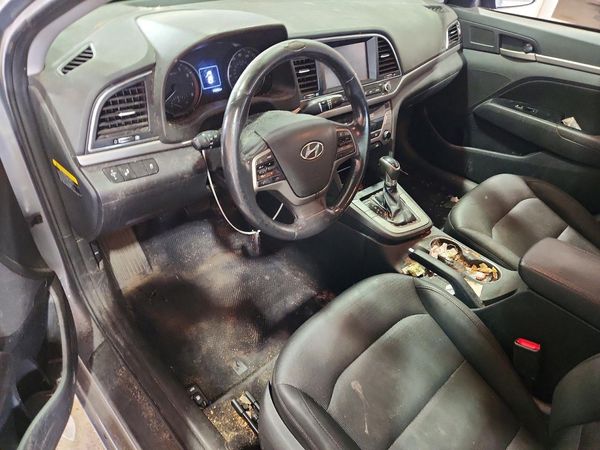 2017 HYUNDAI ELANTRA