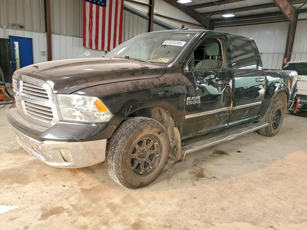 2018 RAM 1500 SLT CREW CAB 4X4