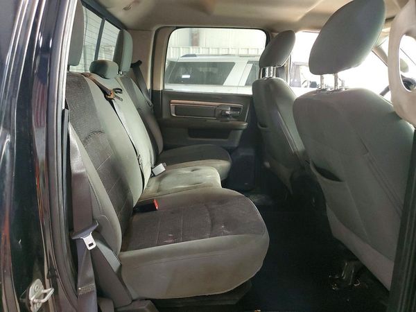 2018 RAM 1500 SLT CREW CAB 4X4