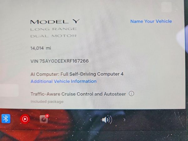 2024 TESLA MODEL Y