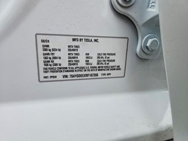 2024 TESLA MODEL Y