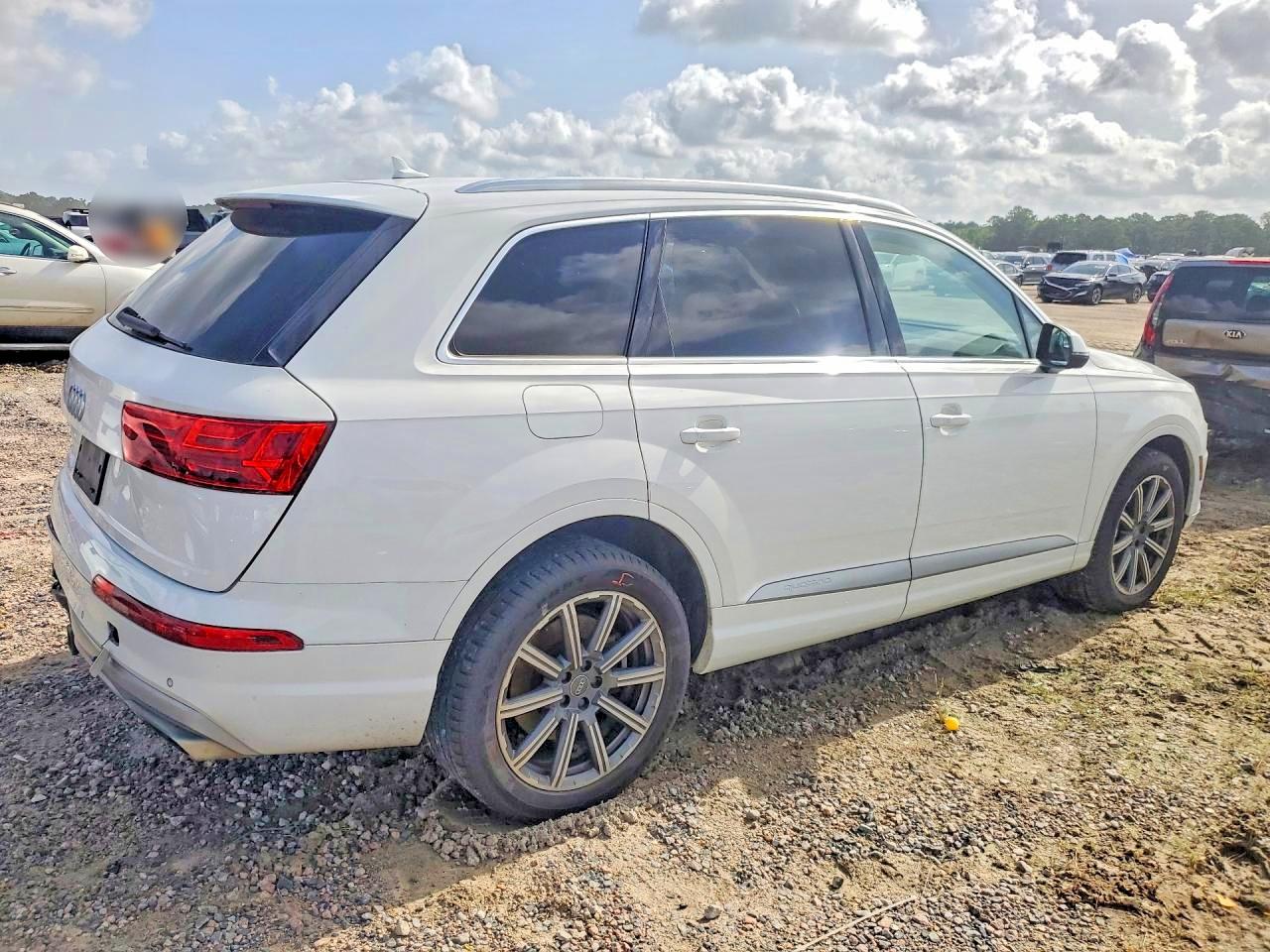2019 AUDI Q7