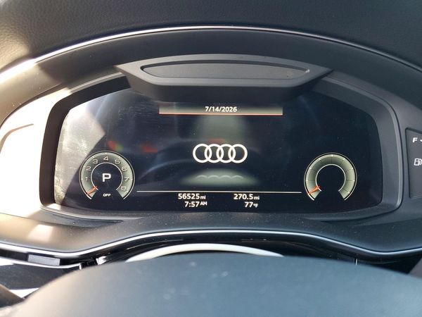 2023 AUDI Q8