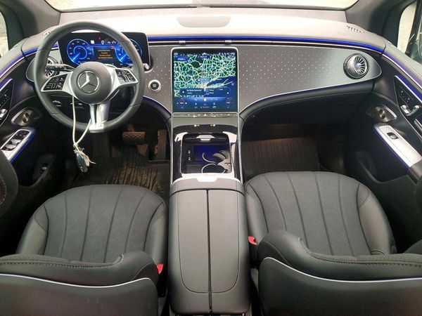 2025 MERCEDES-BENZ EQE SUV