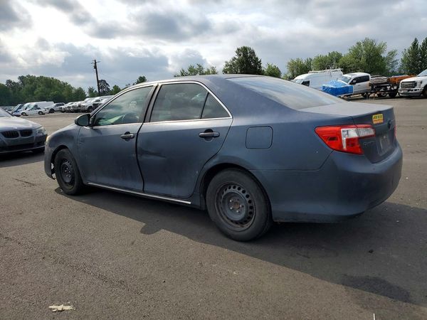 2013 TOYOTA CAMRY