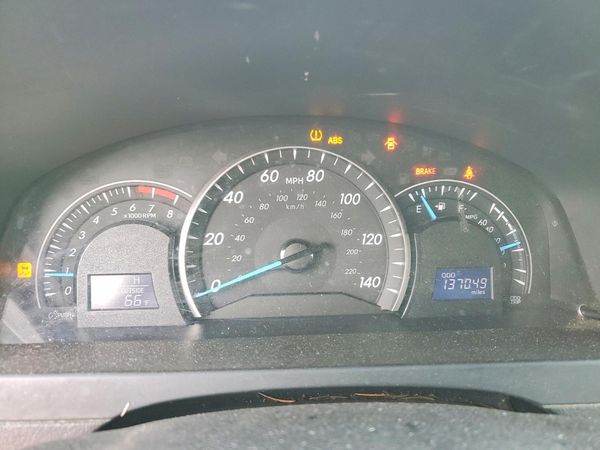 2013 TOYOTA CAMRY