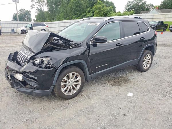 2019 JEEP CHEROKEE LATITUDE FWD