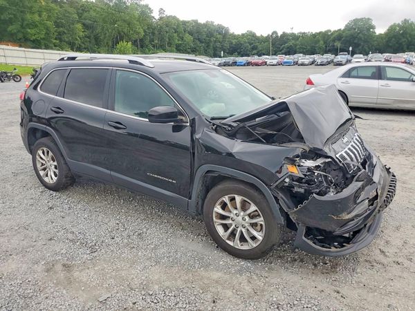 2019 JEEP CHEROKEE LATITUDE FWD