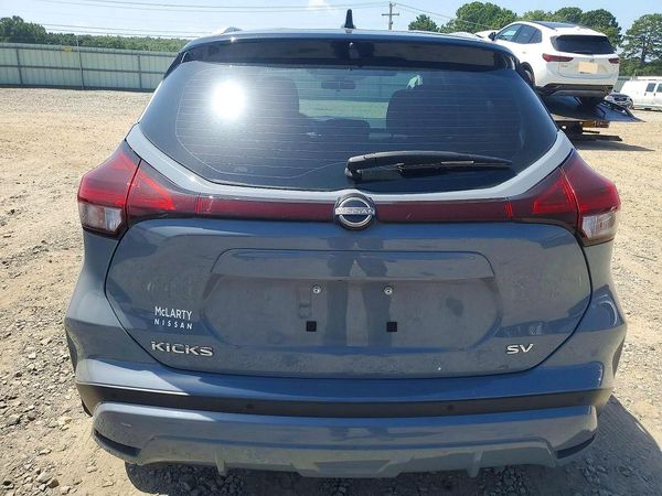2023 NISSAN KICKS