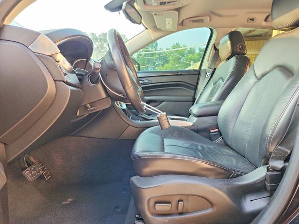 2013 CADILLAC SRX Base — DENT