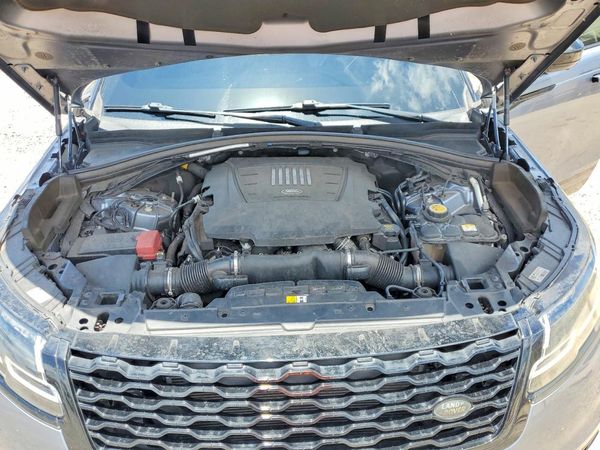 2018 LAND ROVER RANGE ROVER VELAR — Engine bay