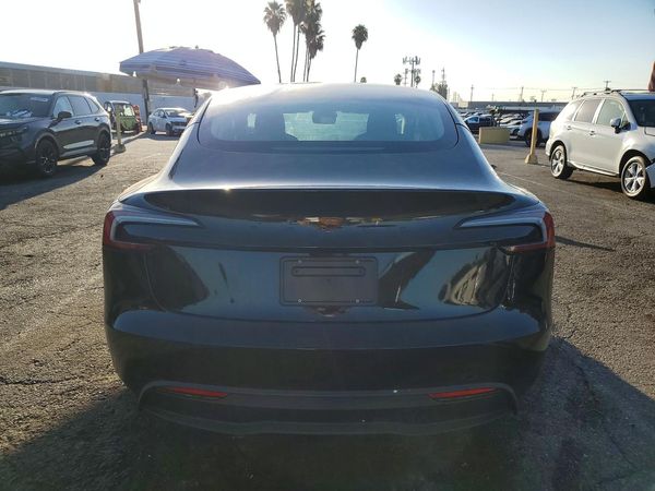 2026 TESLA MODEL 3