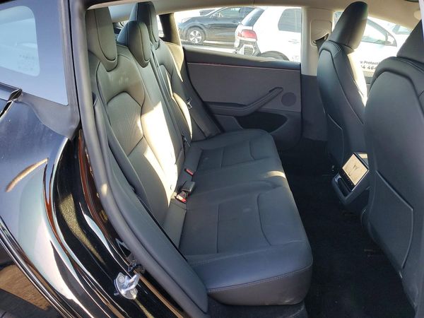 2026 TESLA MODEL 3