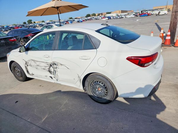 2019 KIA RIO